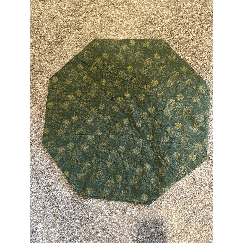 Handmade Quilted Table Topper Christmas Star Theme - Picture 4 of 6